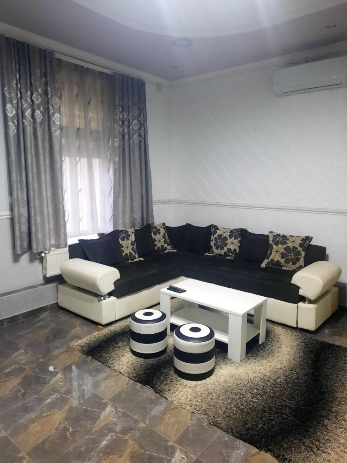Apartment Royal Menex *