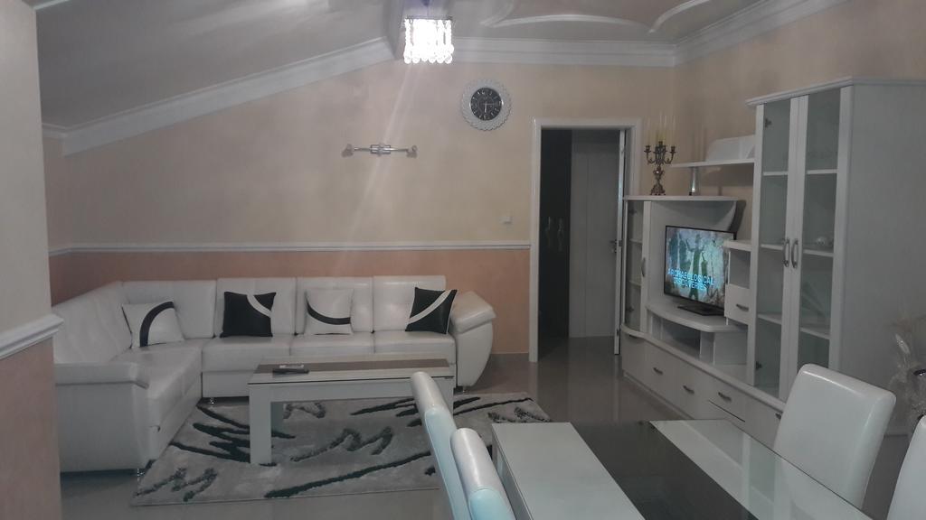 Royal Menex Apartment